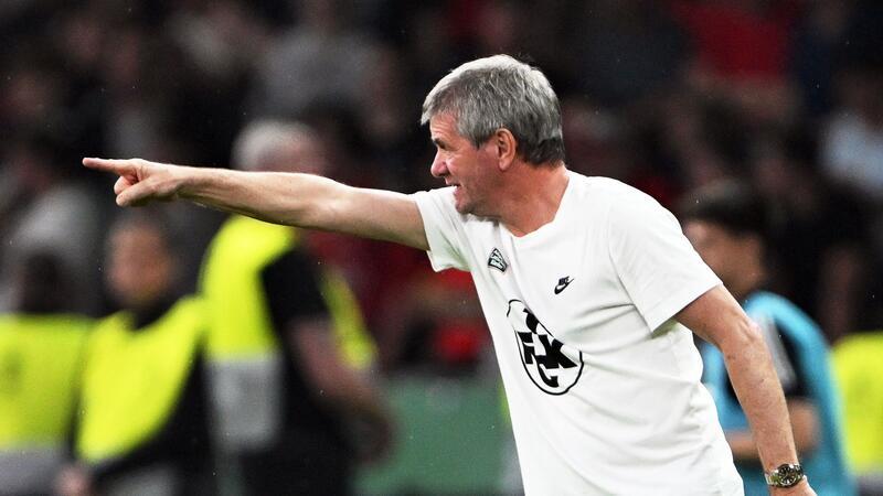 Funkel: Darum ist der HSV jetzt aufstiegsreif Nach seinem Comeback bei Kaiserslautern schließt Friedhelm Funkel weitere Trainerstationen nicht aus.