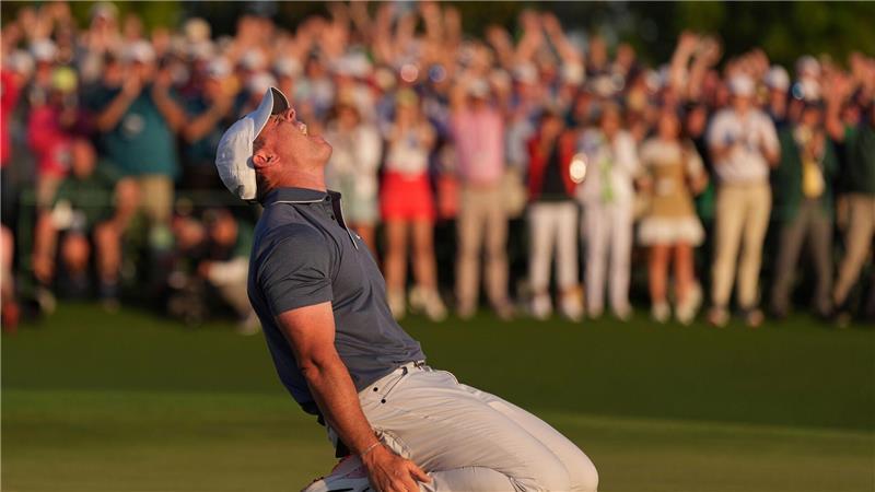 Tränen und Glückwünsche: McIlroy vollendet Golf-Grand-Slam Nach seinem Sieg fiel bei Rory McIlroy die gesamte Anspannung ab.