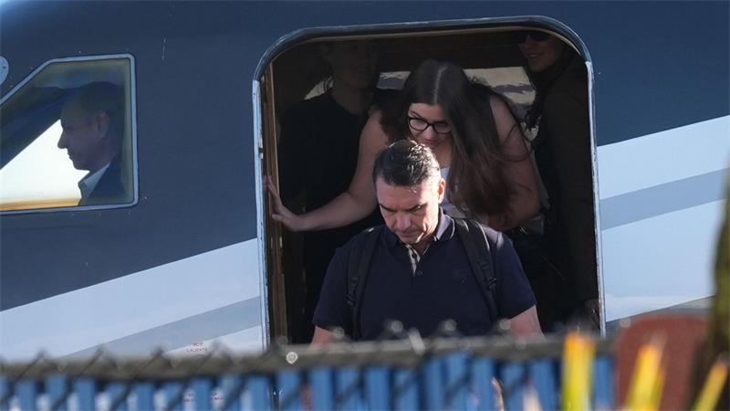 Nach seiner heimlichen Ausreise aus Brasilien landete Bolsonaro am Mittwoch in Miami.