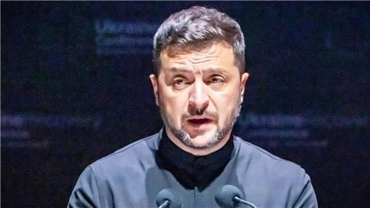 Nach wenigen Tagen rudert der ukrainische Präsident Wolodymyr Selenskyj zurück und will mit einem neuen Gesetz die Vollmachten von Korruptionsbekämpfern wiederherstellen. (Archivbild)