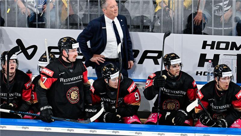 Nach zwei Enttäuschungen bei der WM 2025 und Olympia 2026 steht auch Bundestrainer Harold Kreis mehr unter Beobachtung. (Archivbild)