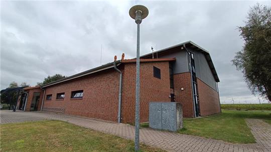Nahe der Sporthalle wird an der Heidestraße die Grundschule Mulsum-Fredenbeck gebaut.