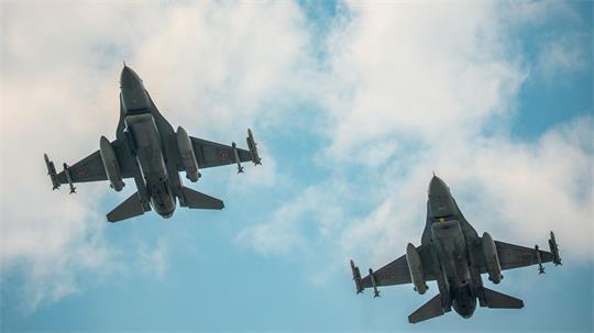Nahe einer Gasförder-Plattform im Schwarzen Meer haben zwei rumänische Kampfjets eine Seedrohne ausgeschaltet. (Archivbild)