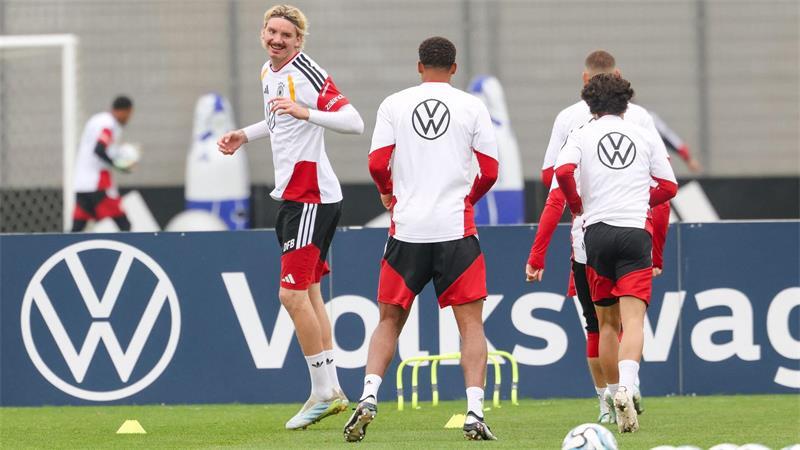 Nationalmannschaft - Woltemade beim Abschlusstraining vor Griechenland-Duell