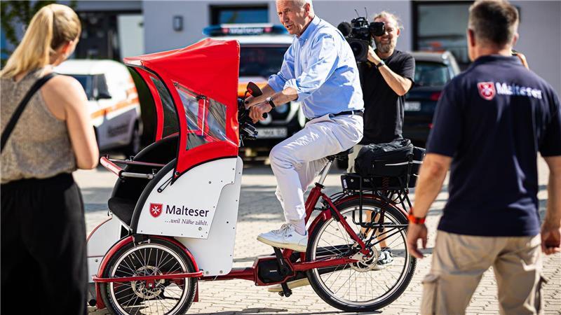 Ex-Bundespräsident Wulff fährt Rikscha gegen Einsamkeit Neben Celle bieten die Malteser in der Diözese Hildesheim auch an weiteren Standorten Rikschafahrten an.