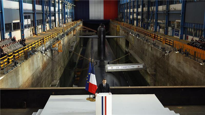 Neben Deutschland wollen sieben weitere Länder mit Paris über eine Ausweitung des Atomschirms reden.