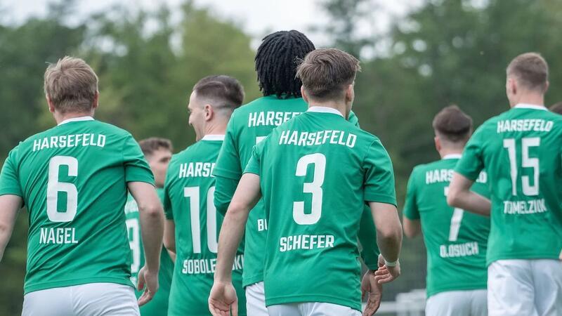 Beim TuS Harsefeld bahnt sich ein Umbruch an Neben den Routiniers Florian Nagel und Manuel Detje verlassen auch Tobias Böttcher und Sven Tomelzick den TuS Harsefeld.