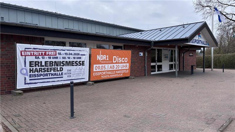 Neben der Erlebnismesse findet in der Harsefelder Eissporthalle auch die NDR1-Disco statt.