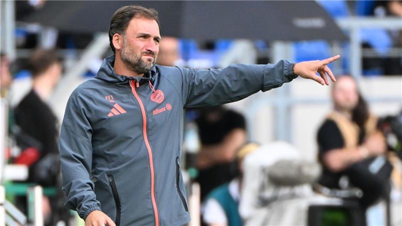 „Extrem schön“: Oberdorf-Comeback bei Bayerns Supercup-Sieg Neu an der Seitenlinie der Münchnerinnen: Trainer José Barcala.
