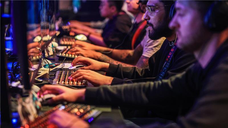 Gamescom steuert auf Aussteller-Rekord zu Neue Games mal zur Probe spielen - für viele Gamingfans ist das bei der Gamescom eine attraktive Sache.