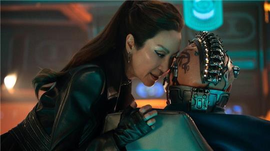 „Neue Horizonte  erkunden.“ Michelle Yeoh ist zurück.