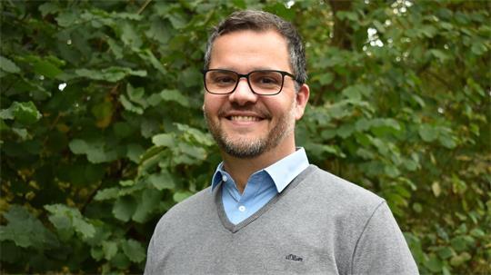 Neues Dienstleistungsangebot: Der Buxtehuder Christian Domnick hat sich mit einem Unternehmen für KI-Beratung selbstständig gemacht.
