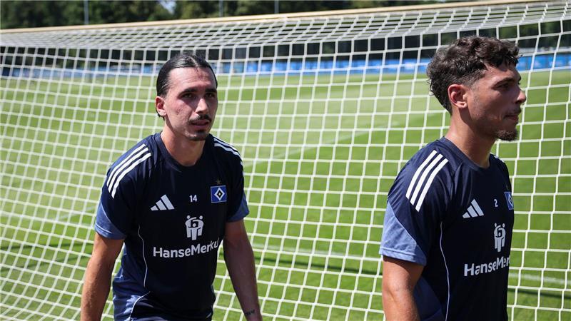 HSV-Frühstart in der Hitze: Zurückgekehrt, um zu bleiben Neuester HSV-Zugang: Offensivspieler Rayan Philippe (l).