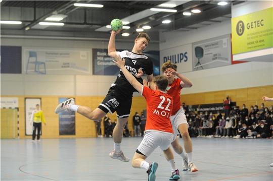 Neuzugang Jonas Gerkens kommt aus dem starken A-Jugend-Jahrgang des VfL Horneburg. Foto: Scholz