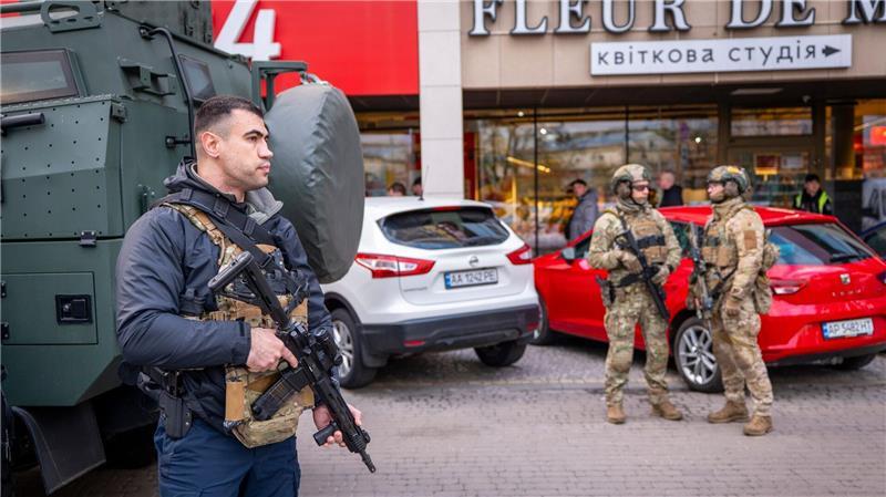 Nicht alle Polizisten schützten Zivilisten bei einer Schießerei in der ukrainischen Hauptstadt Kiew. (Archivbild)