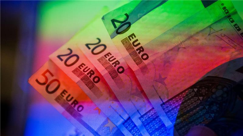 Nicht einfach nur ein Tauschmittel: Oft messen Menschen Geld deutlich mehr Bedeutung bei.