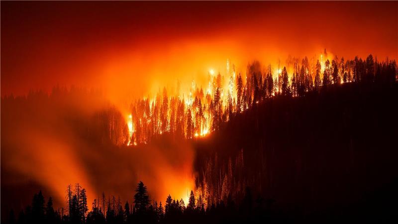 Nicht nur Verursacher, sondern auch Opfer der Klimakrise: Viele Regionen in den USA haben häufig mit Extremwetterereignissen wie Waldbränden zu kämpfen. Diese werden mit der Erderwärmung häufiger und heftiger. (Archivbild)