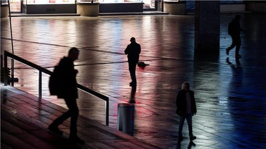 Umfrage: Mehrheit der Frauen fühlt sich nicht sicher Nicht nur auf der Straße fühlen sich viele Frauen unsicher. (Symbolbild)