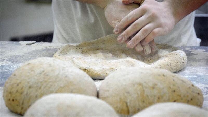 Deshalb kämpfen Bäckereien immer mehr ums Überleben Nicht nur fehlendes Personal und zunehmende Bürokratie, sondern auch verschärfte Marktbedingungen erschweren das Backhandwerk.