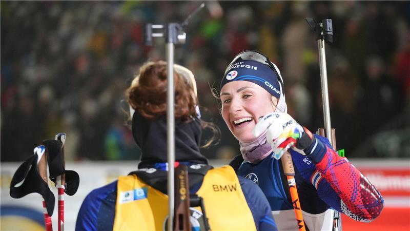 Nicht zu schlagen: Die beiden Französinnen Justine Braisaz-Bouchet und Lou Jeanmonnot