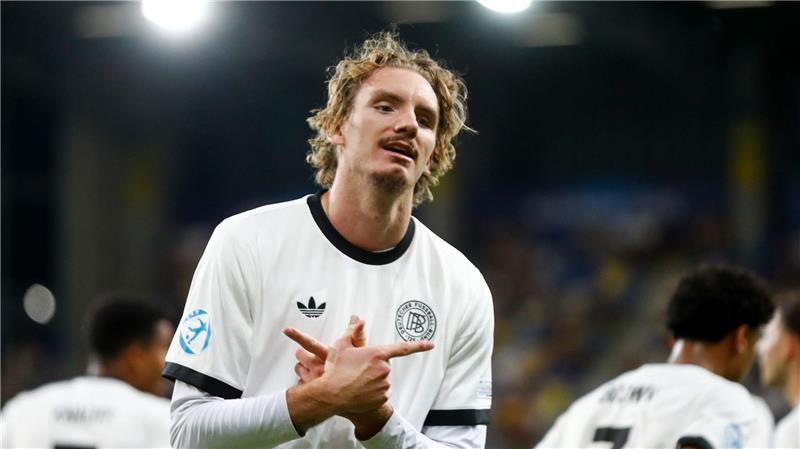 Dramatisches Viertelfinale: Joker Röhl trifft beim 3:2-Sieg Nick Woltemade traf auch im Viertelfinale.