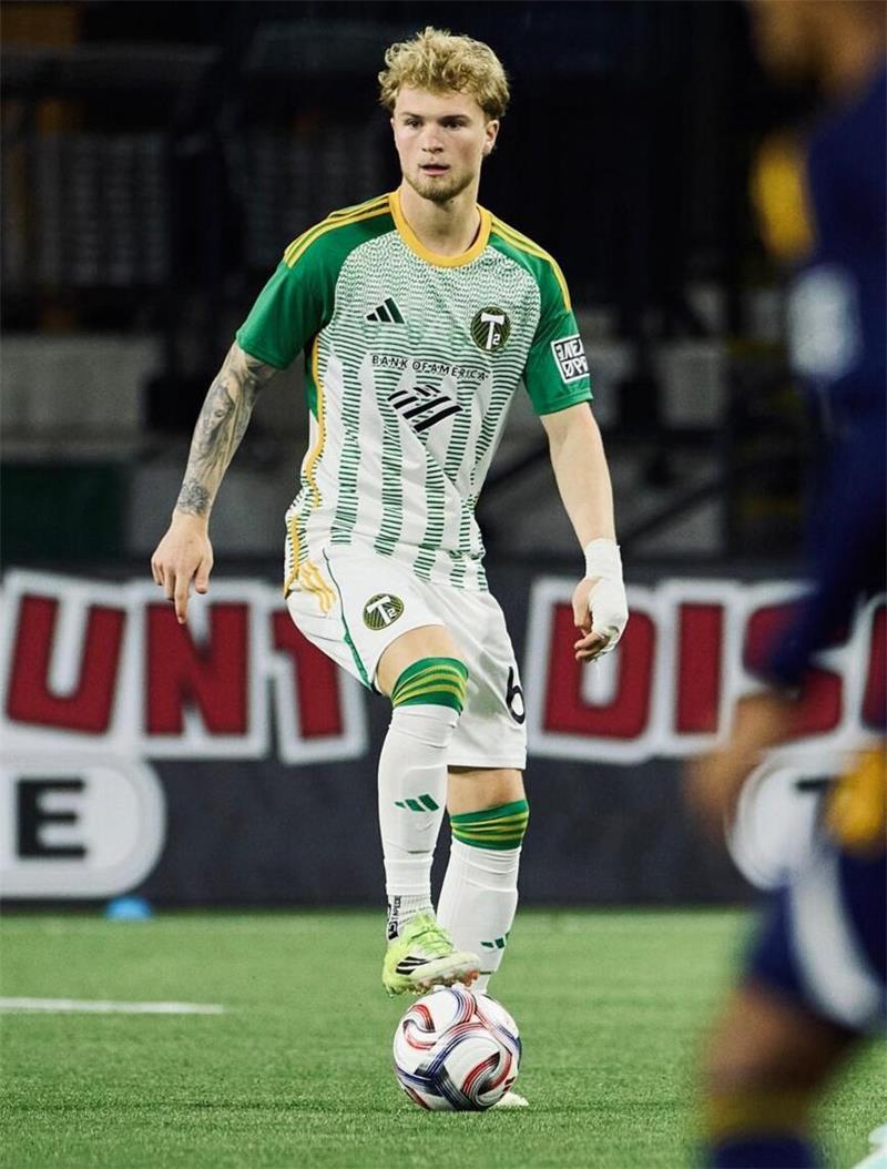 Bald in einer Liga mit Messi? Dieser Buxtehuder träumt von der MLS Nicklas Lund spielte zuletzt nahezu immer durch.