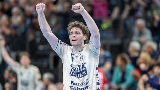 Niclas Kirkelökke und die SG Flensburg-Handewitt besiegten den 1. VfL Potsdam.