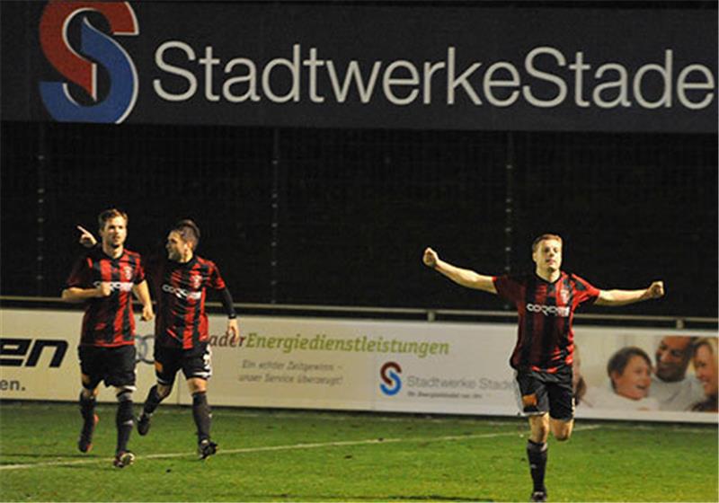 Nico Speer erzielt für Güldenstern Stade drei Tore im Derby. Insgesamt hat er in dieser Saison bereits 15 Mal getroffen. Foto Wisser