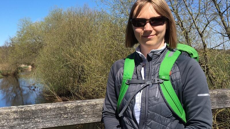 Nicola Kaatz möchte bei einer Wanderung über die Leader-Förderung informieren.