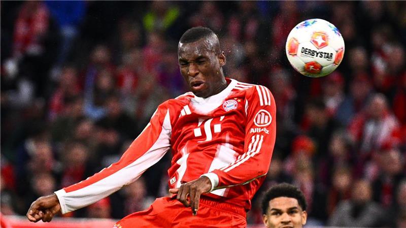 Übermächtige Bayern im „Rock ‚n‘ Roll“-Feeling nach Paris Nicolas Jackson köpft sein Premieren-Tor in der Bundesliga.