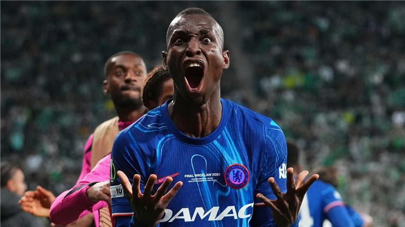 FC Bayern bestätigt: Wechsel von Jackson perfekt Nicolas Jackson wechselt auf Leihbasis vom FC Chelsea zum FC Bayern. (Archivbild)
