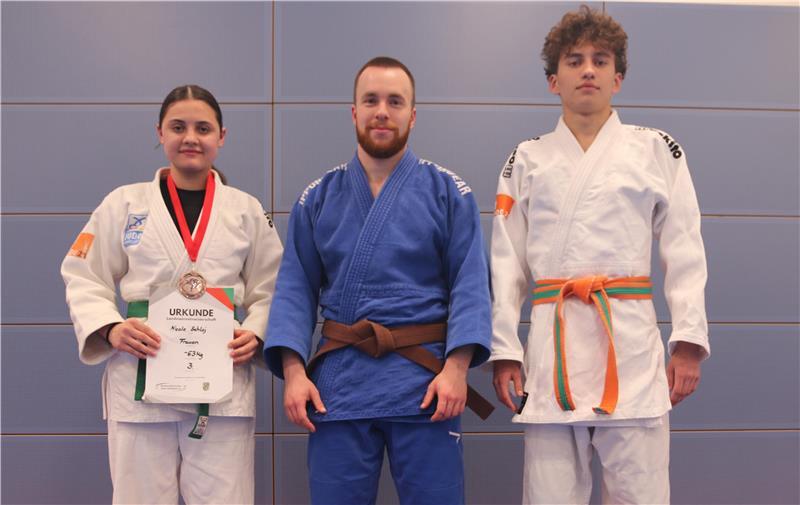 Nicole Schlej holte Bronze, auch Luca Kuthe und der erst 16-jährige Heorhii Troianovskyi zeigten starke Leistungen.