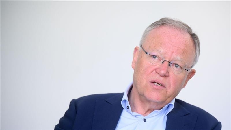 Weil: Größe des VW-Werks in Osnabrück „ein Problem“ Niedersachsens Ministerpräsident Weil verweist auf eine Tarifregelung für den Standort Osnabrück.