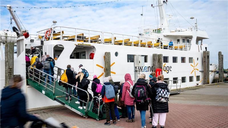 Gastgeber blicken optimistisch auf Herbstferien Niedersachsens Urlaubsregionen erwarten in den anstehenden Herbstferien viele Gäste - es gibt aber auch noch freie Unterkünfte für Kurzentschlossene.