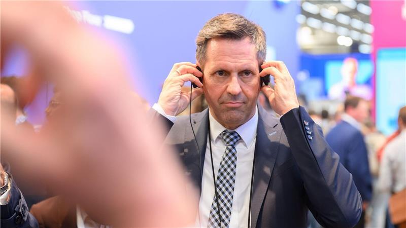 Niedersachsens künftiger Regierungschef Olaf Lies blickt erwartungsvoll auf die nächste Bundesregierung. (Archivbild)