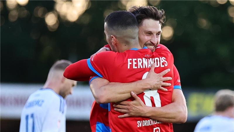 „Fußballspielen nicht verlernt“: D/A-Spieler wartet auf seinen Moment Nikola Serra kann Tore schießen. Bevor er nach Drochtersen wechselte, spielte er in Rödinghausen sogar als Mittelstürmer und erzielte acht Regionalliga-Treffer.