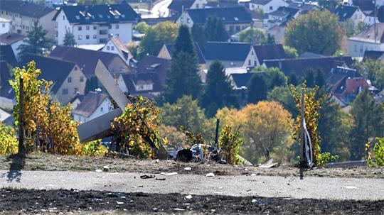 Noch ist vieles unklar nach dem Absturz eines Kleinflugzeuges.