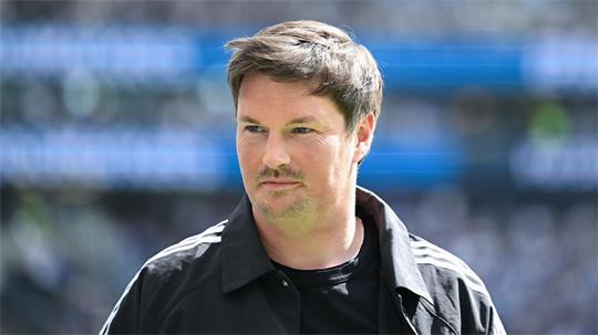 Noch keine konkreten Saisonziele genannt: HSV-Trainer Merlin Polzin (Archivbild)