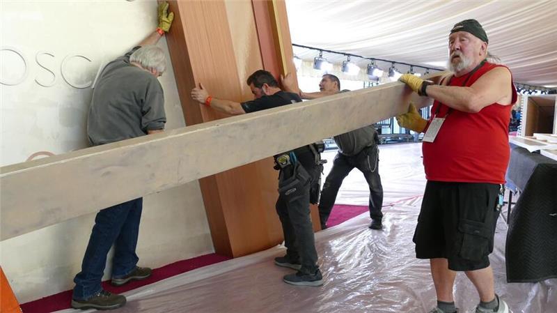 Noch sieht es vor dem Dolby Theatre wie eine Baustelle aus. 