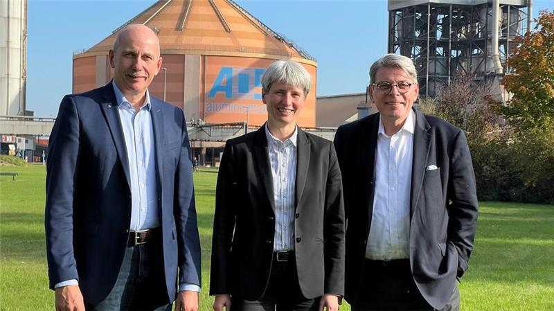 Noch sind sie ein Trio in der Geschäftsführung (von links): Hartmut Borchers, Dr. Irene Pötting als neue Chefin und der demnächst ausscheidende Volker Richter.