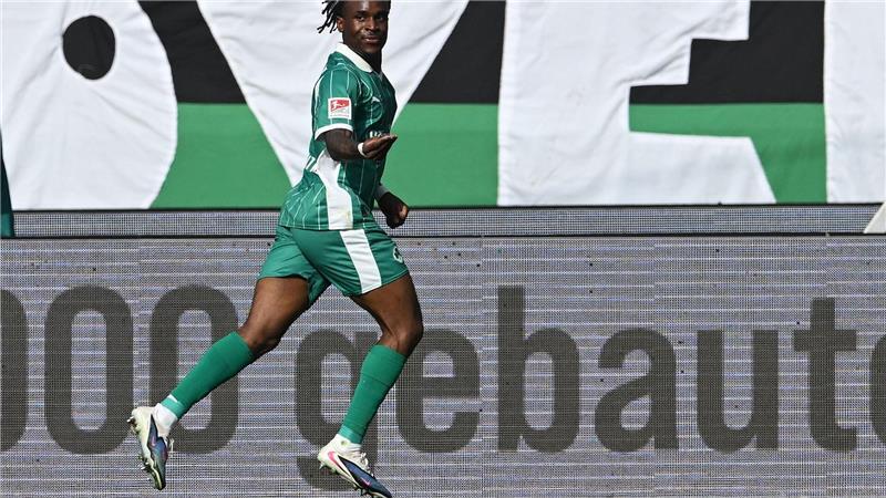 Noel Futkeu brachte Fürth in Hannover in Führung.