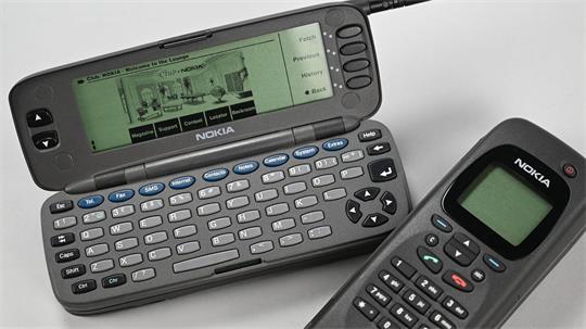 Nokia 9000 Communicator - Mobiles Büro zum stolzen Preis