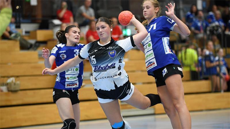 Nora Lange und die neuformierte A-Jugend des Buxtehuder SV wollen zumindest wieder in die Meisterrunde.