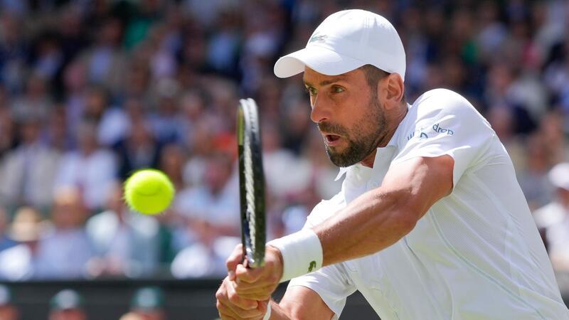 Djokovic mit Mühe in Wimbledon in Runde drei Novak Djokovic musste gegen den Briten Jacob Fearnley einen Satzverlust hinnehmen.