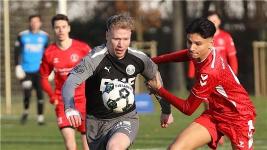 Nun ist es amtlich: Der TSV Sievern wird nicht in die Landesliga aufsteigen. Beim FC Cuxhaven und Rot-Weiss Cuxhaven dürfte diese Nachricht mit Wohlwollen aufgenommen worden sein.