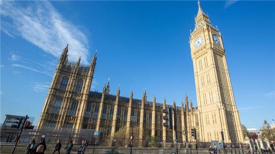 Nun sind alle Sitze im britischen Parlament vergeben. (Archivbild)