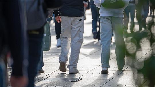 Nur 57 Prozent der 18- bis 34-Jährigen in Niedersachsen sind zufrieden mit der Demokratie. (Symbolbild)