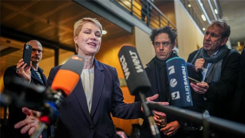 Nur Mecklenburg-Vorpommerns Ministerpräsidentin Manuela Schwesig äußerte sich zunächst. 