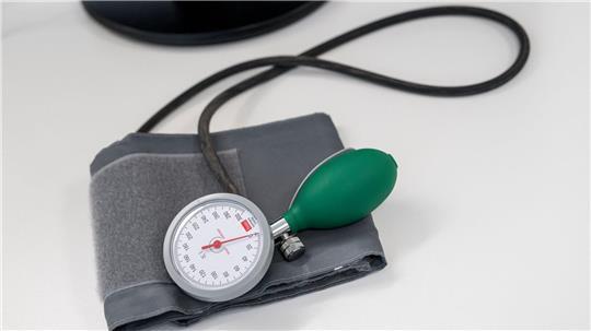 Nur ein kleiner Teil der Jugendlichen in Schleswig-Holstein geht zu den Jugenduntersuchungen. (Symbolbild)