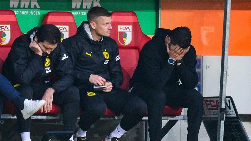 Sahins bittere Woche: „Wir sind dran! Wir müssen liefern!“ Nuri Sahin (r) kann nicht mehr hinschauen: Der BVB verliert schon wieder auswärts.